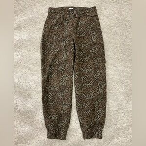 Aritzia TNA Alix Jogger Pants